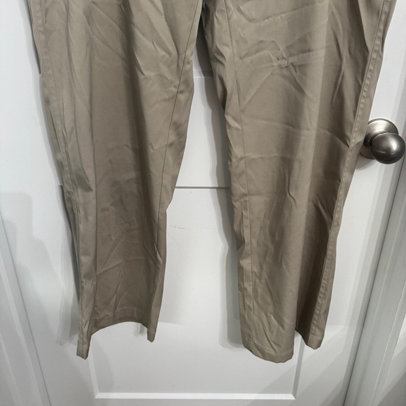 Nike Flat Front Men's Dri-fit Golf Pants Khaki 598445-221 Size 38 Preppy Office - Picture 8 of 12